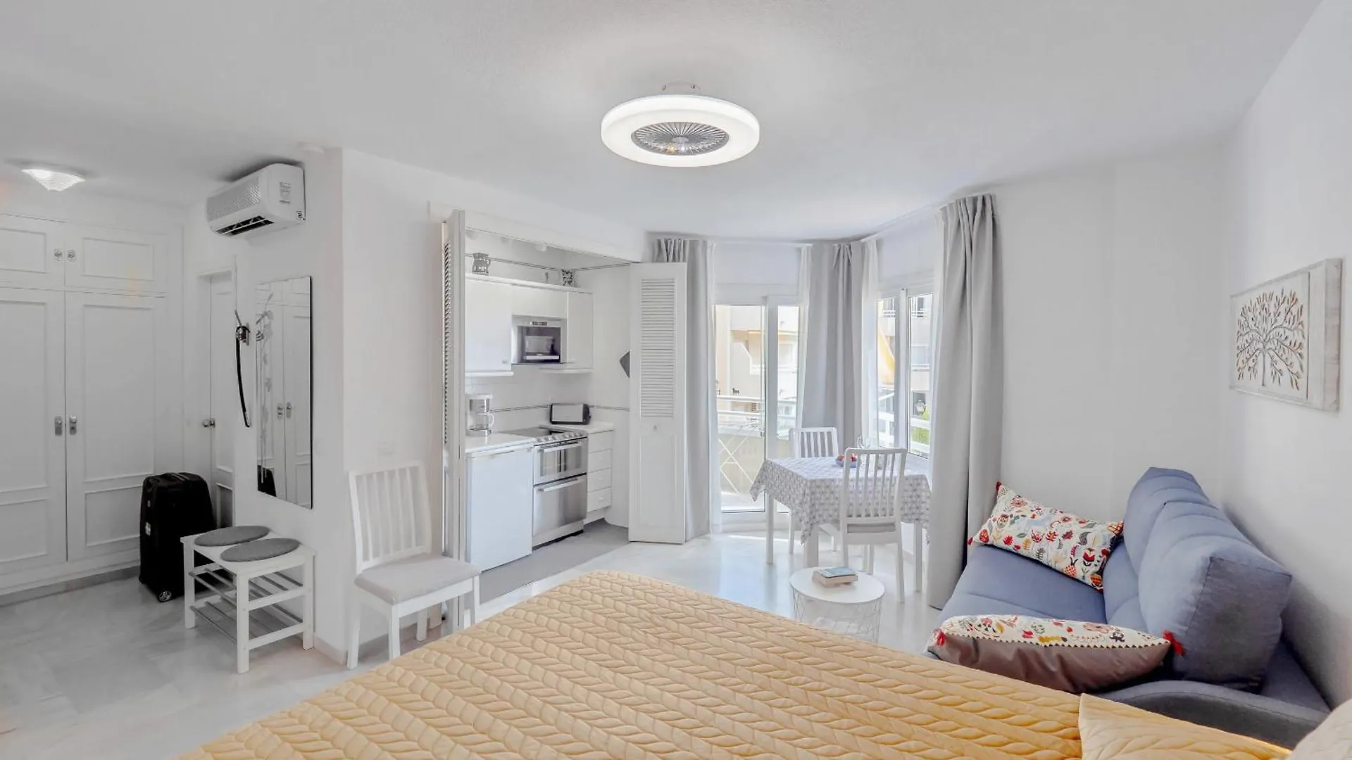 טורמולינוס Apartment Dona Carlota בית נופש