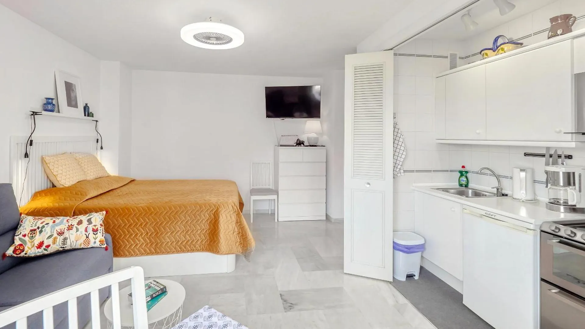 טורמולינוס Apartment Dona Carlota בית נופש